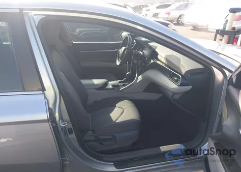 2021 Toyota Camry Le from USA, damaged, VIN 4T1C11AK3MU613255